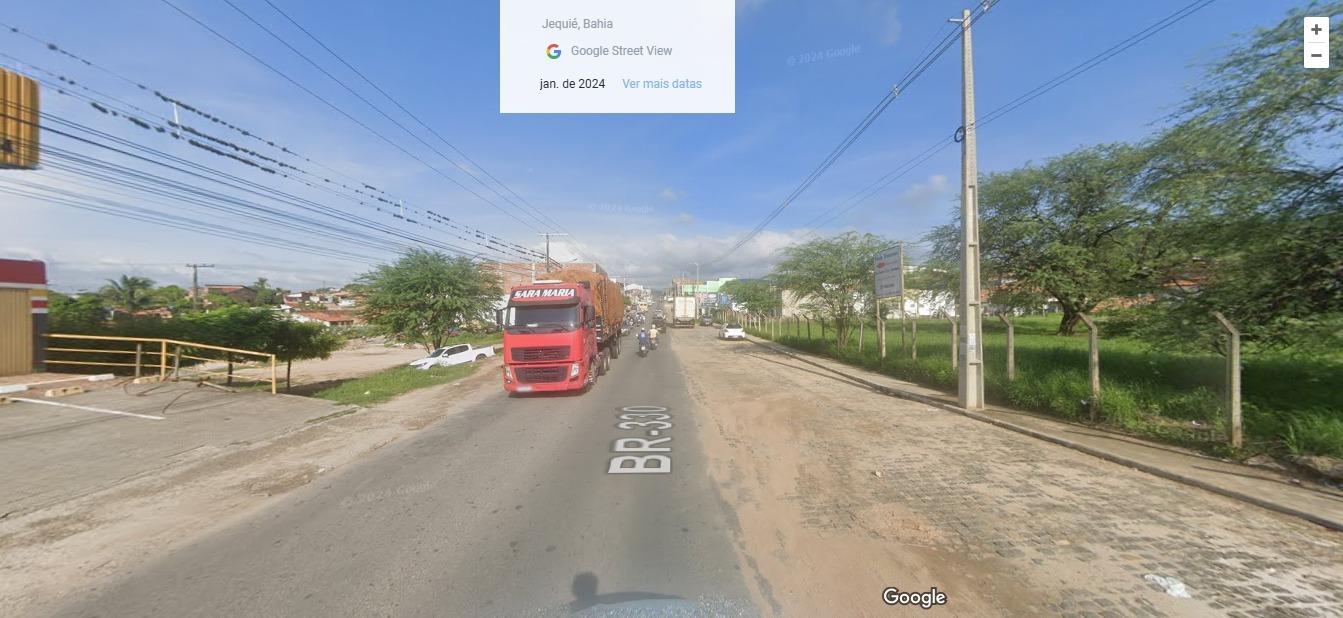 Conectando Jequi&eacute; &agrave; BR-330
A Avenida Lomanto...