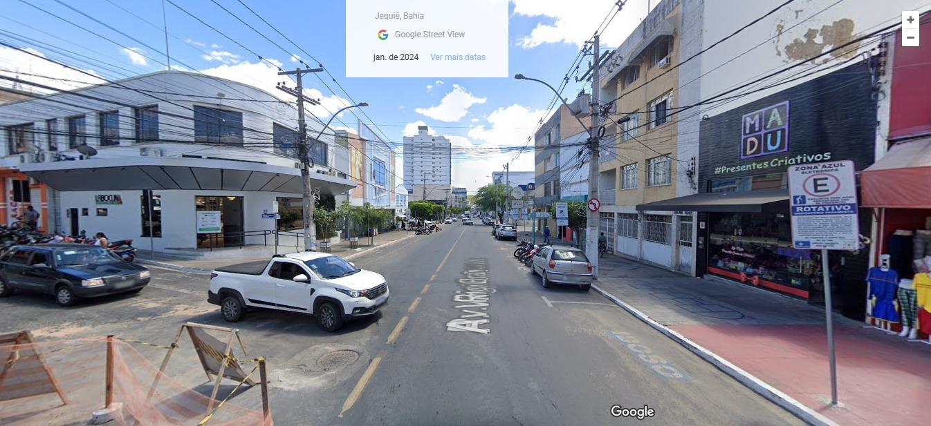 A principal avenida de Jequi&eacute;
A Avenida Rio Branco &...